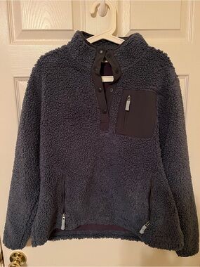 Women’s Orvis Blue Sherpa Pullover